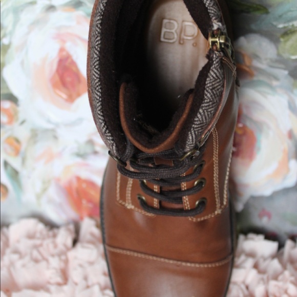 BP. Novak Boots - Picture 4 of 6